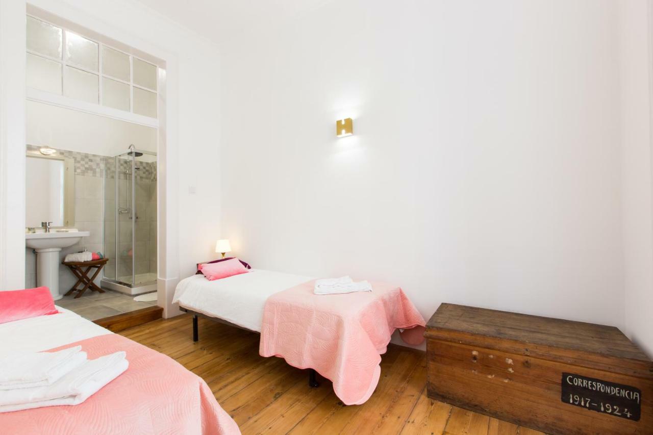 Lisbon Secret & Charming Baixa 4 Bedroom Apartment エクステリア 写真